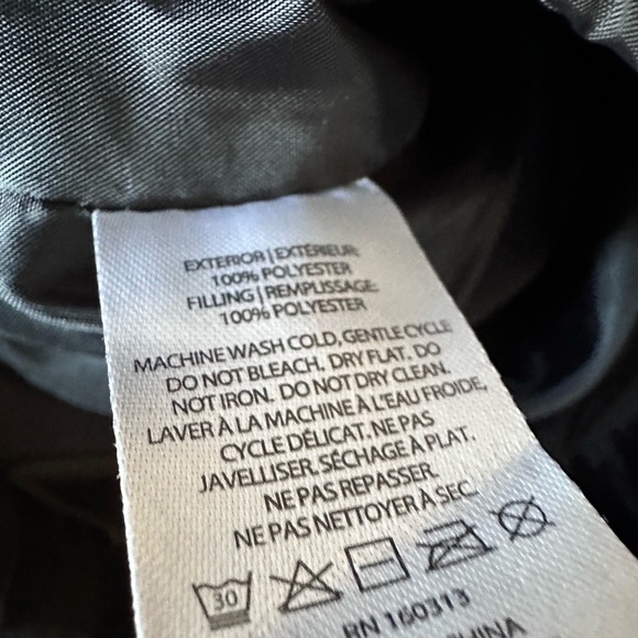 Socialite Quilted Light Weight Puffer Vest Black Womens L/XL NWTs - Picture 9 of 12